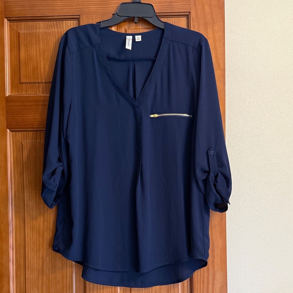 Navy Blue Women's Top with Zipper Detail brand new size XL